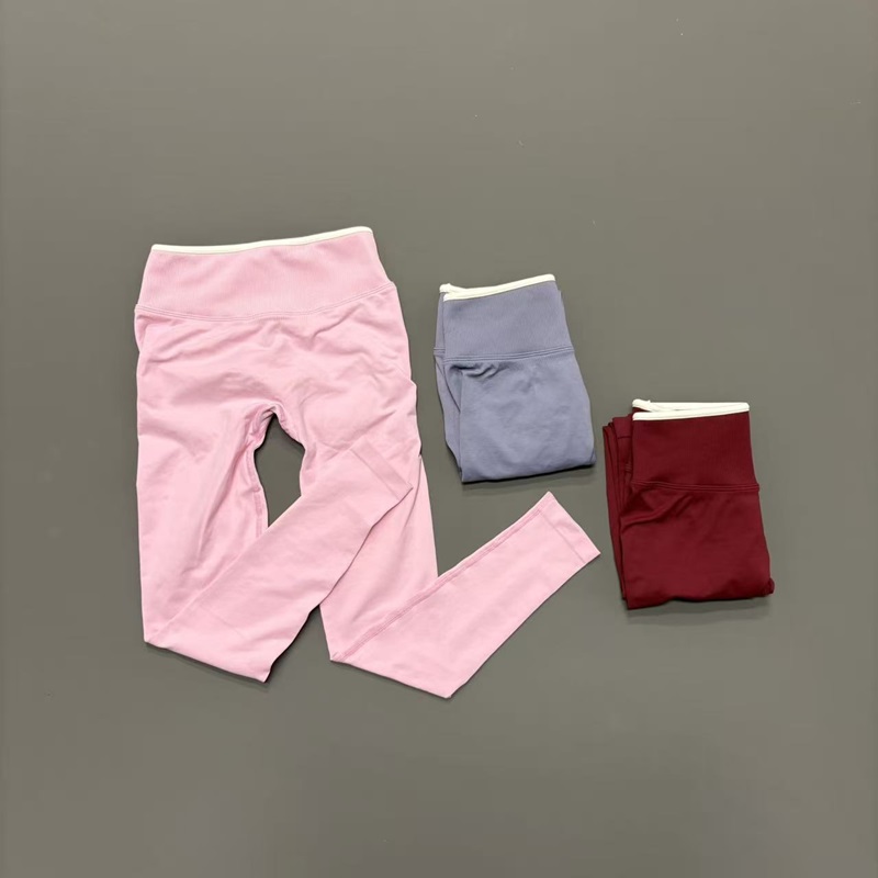Ignite Yoga Fitness - HISTELLO Ignite Sculpt Scrunch Leggings Seamless