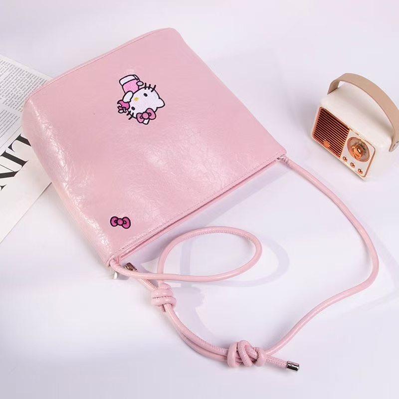 Hello Kitty Crossbody Bag Work - Yoga Fitness Holiday 리뷰 및 가격